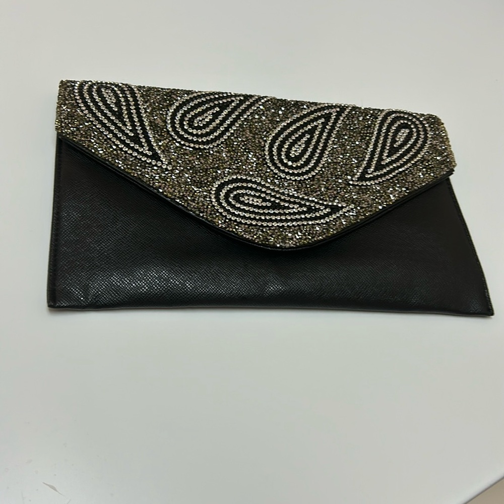 Black purse clutch white and gold stone paisley. Shoulder chain. Paisley. New